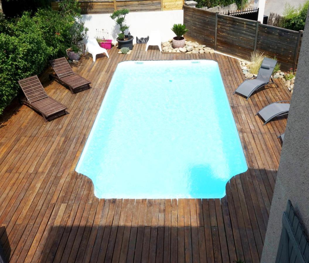 Villa Pont De L'Arc A Aix Avec Piscine Au Calme 92 M2 普罗旺斯地区艾克斯 外观 照片