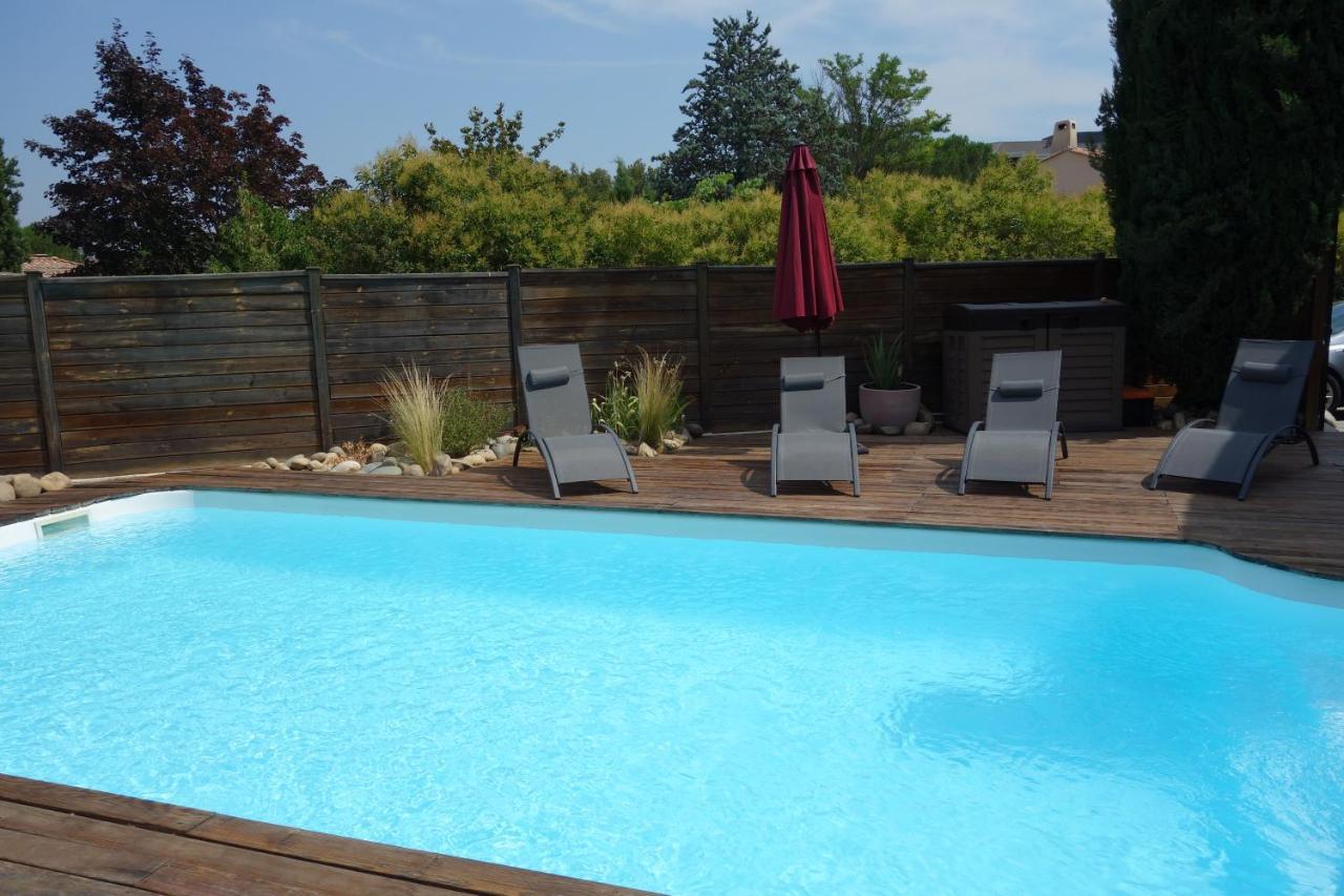 Villa Pont De L'Arc A Aix Avec Piscine Au Calme 92 M2 普罗旺斯地区艾克斯 外观 照片