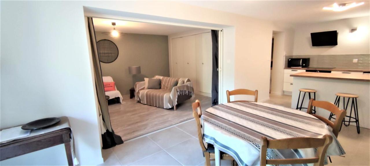 Villa Pont De L'Arc A Aix Avec Piscine Au Calme 92 M2 普罗旺斯地区艾克斯 外观 照片