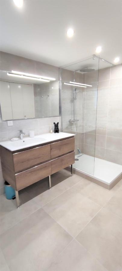 Villa Pont De L'Arc A Aix Avec Piscine Au Calme 92 M2 普罗旺斯地区艾克斯 外观 照片