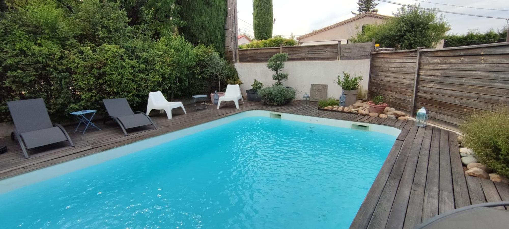 Villa Pont De L'Arc A Aix Avec Piscine Au Calme 92 M2 普罗旺斯地区艾克斯 外观 照片